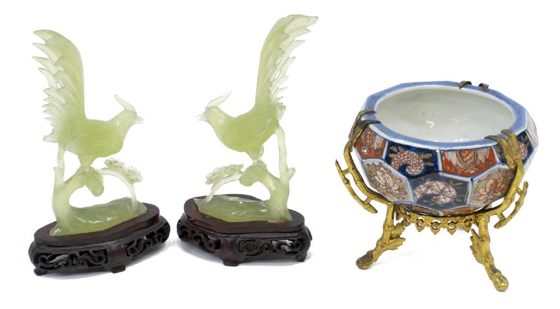 (3) ASIAN IMARI PALLET BOWL & CARVED STONE BIRDS (1 of 3)
