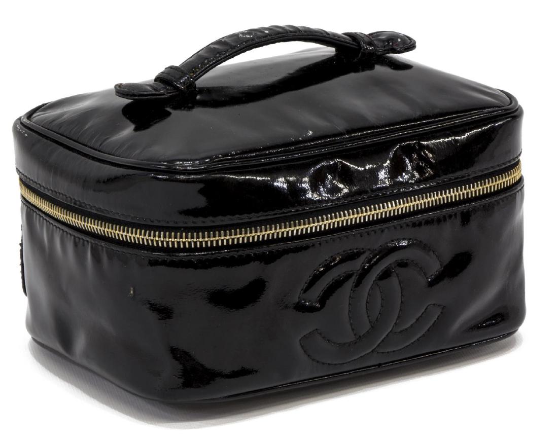 CHANEL PATENT LEATHER STITCHED LOGO COSMETIC CASE (1 of 5)
