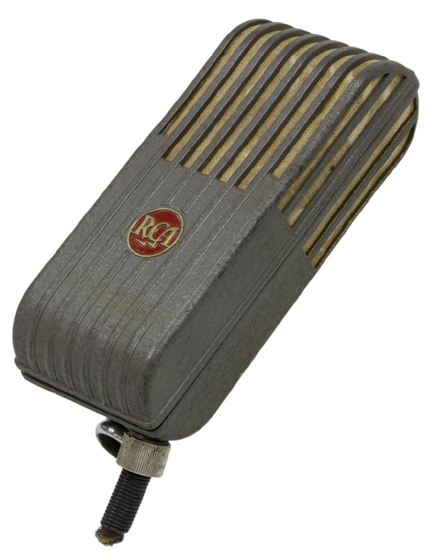 VINTAGE RCA MI-6203 RIBBON MICROPHONE: Vintage RCA MI-6203 varacoustic multi-pattern ribbon microphone, c. 1940s, three position switch, untested, approx 6.25"h, 2.5"w, 1.25lbs Start Price: $80.00