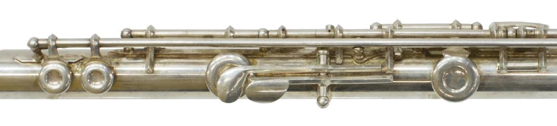 GEMEINHARDT ELKHART SILVERPLATED MODEL M2 FLUTE: Gemeinhardt Elkhart Ind. silverplated flute, model M2 #258087, model number dates it between 1966-1969, retaining original hard shell case, case: approx 2.25"h, 16"w, 4"d, 1lbs Start Price: $50.00