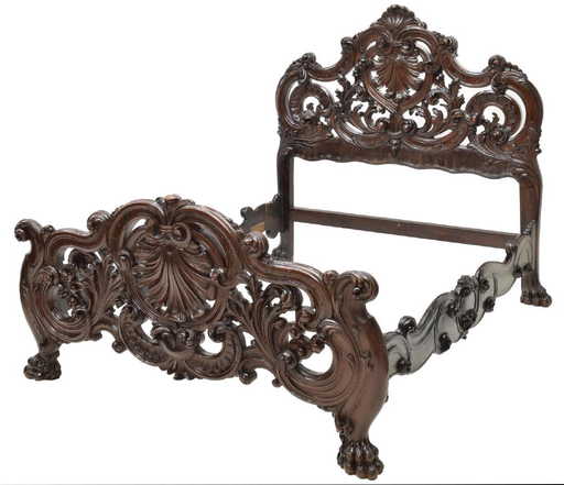 Italian Finely Carved Rocaille Baroque Style Bed