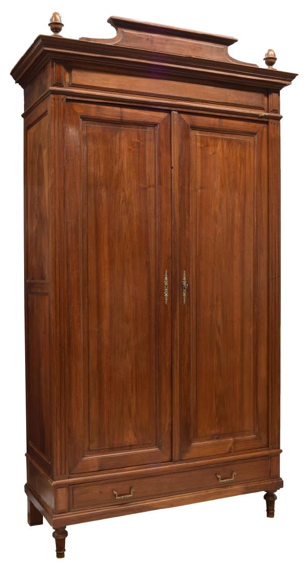 FRENCH OAK ARMOIRE, LATE 19TH/ EARLY 20TH CENTURY (1 of 3)