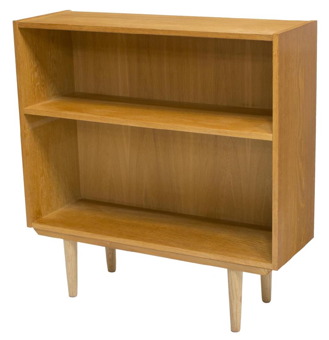 DANISH MID-CENTURY MODERN OAK BOOKCASE SHELVES (1 of 2)