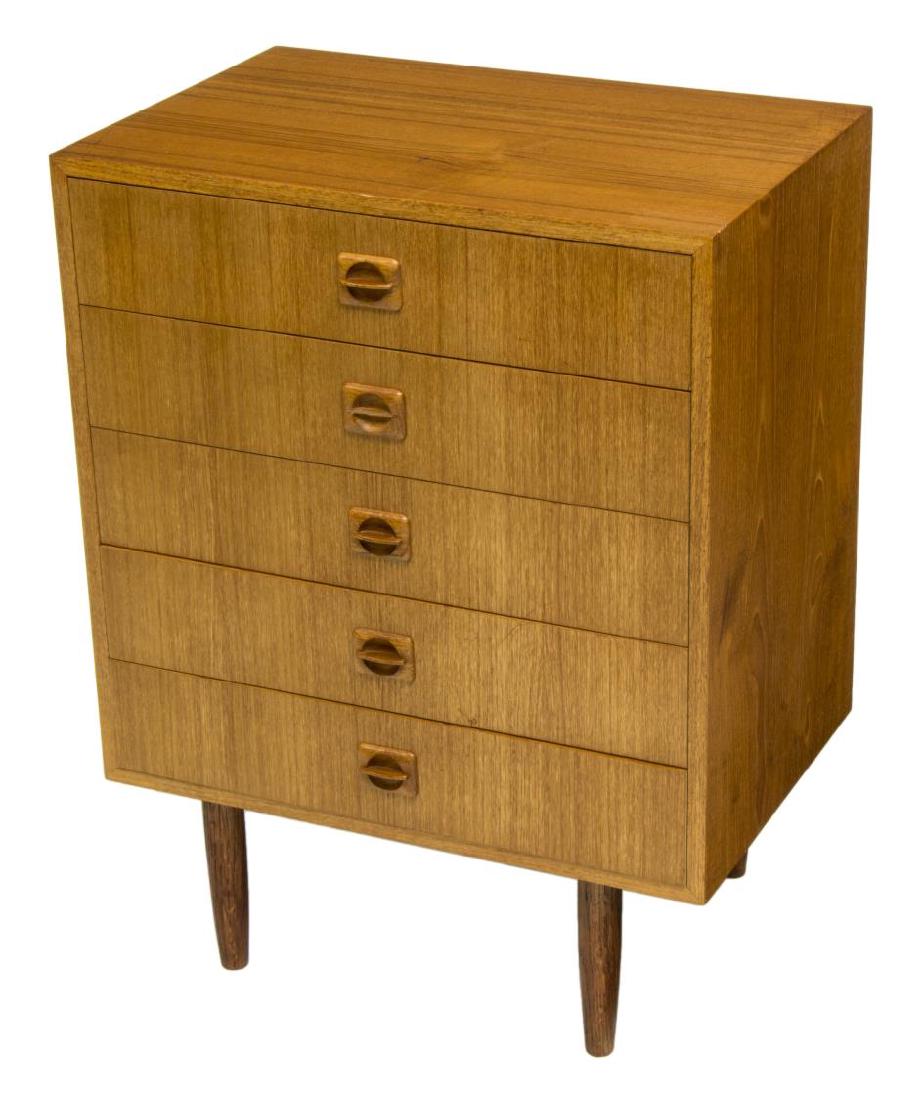 DANISH MID-CENTURY MODERN CHEST OF DRAWERS (1 of 2)
