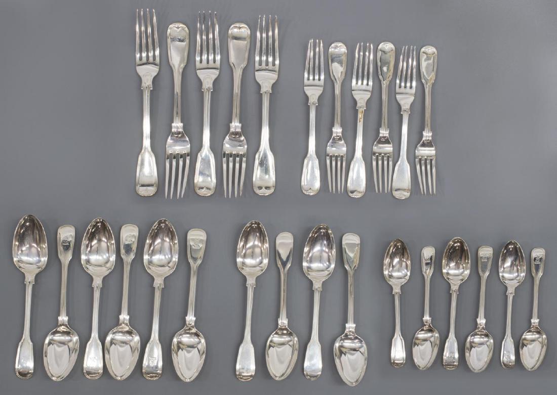(23) GEORGIAN & VICTORIAN STERLING SILVER FLATWARE (1 of 9)