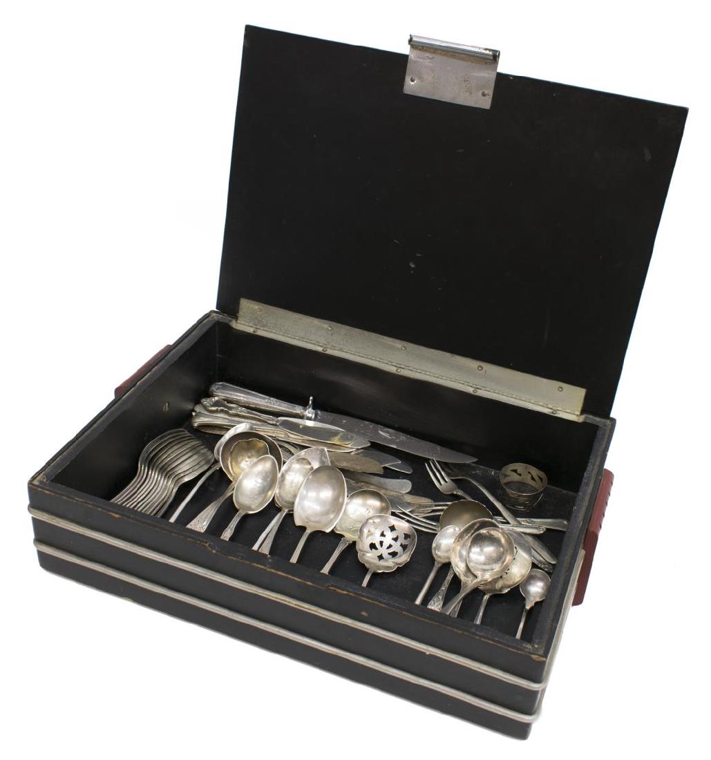 (44) LARGE GROUP OF STERLING SILVER FLATWARE (1 of 8)