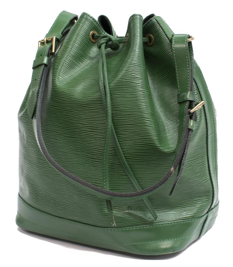LOUIS VUITTON 'NOE' GREEN EPI LEATHER BUCKET BAG: Louis Vuitton "Noe" bucket bag, in Borneo green Epi leather, with brass hardware, logo embossed at front corner, single adjustable flat shoulder strap, black Alcantara lining, key tab at interior wall