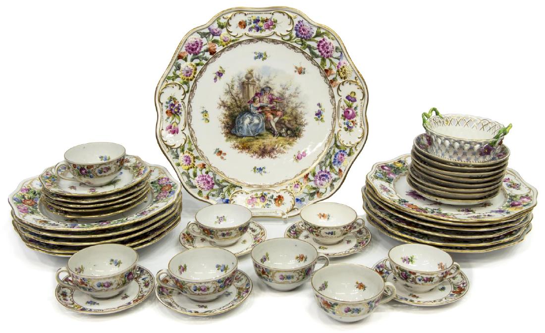 (39) CARL THIEME DRESDEN FLOWERS DINNER SERVICE (1 of 4)