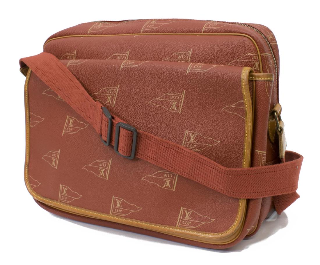 LOUIS VUITTON LIMITED AMERICA'S CUP MESSENGER BAG (1 of 5)
