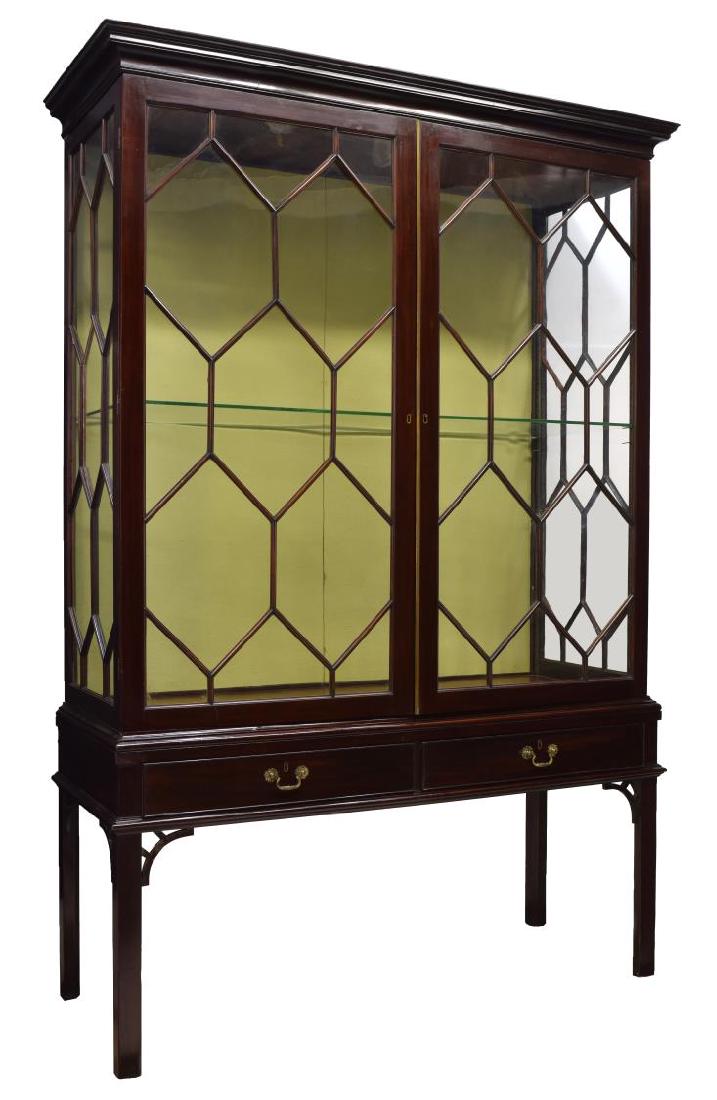CHINESE CHIPPENDALE STYLE GLAZED CABINET ON STAND (1 of 2)