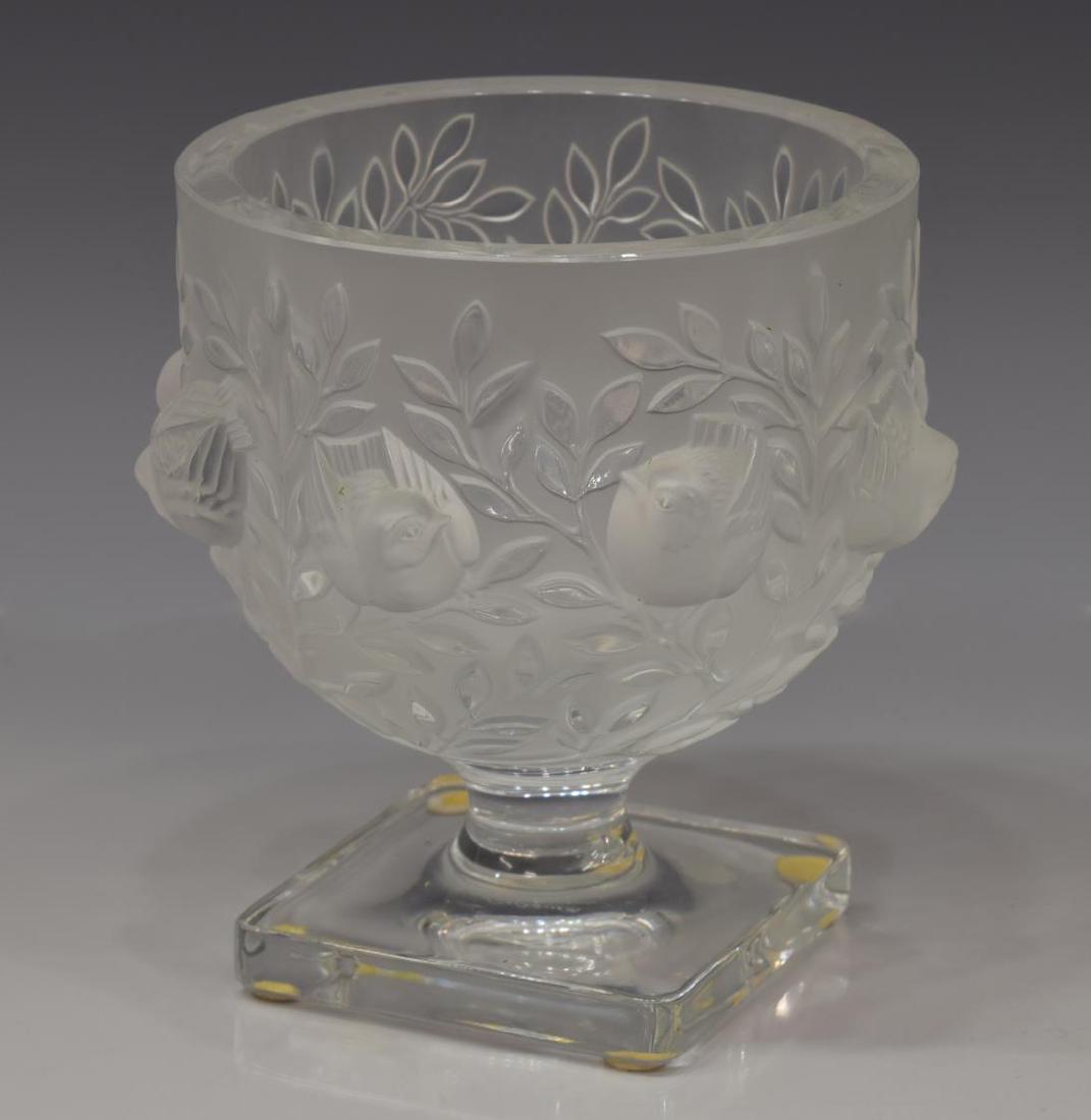 LALIQUE FRANCE 'ELISABETH' FROSTED CRYSTAL VASE (1 of 3)
