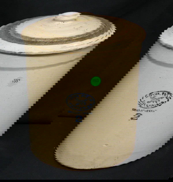 153 STONEWARE LOVE FIELD POTTERIES DALLAS, TEXAS, 2 G Oct 02, 2004