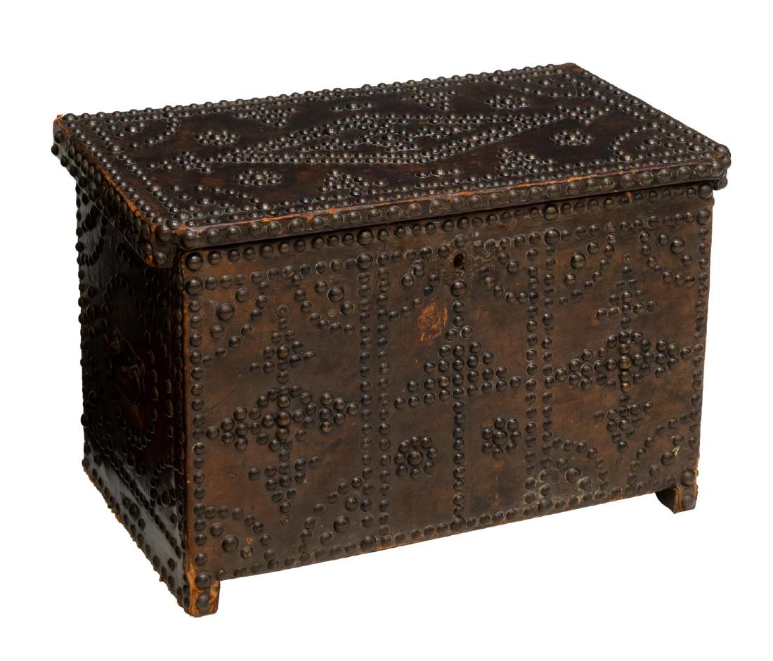 SPAIN LEATHER CLAD BRASS TACK STORAGE CHEST/ TRUNK (1 of 3)