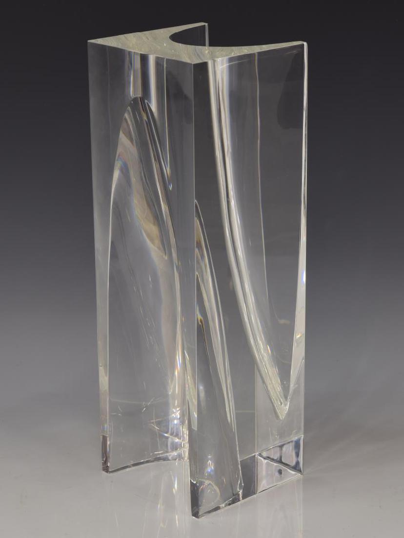 STEUBEN ART CRYSTAL CENTERPIECE SCULPTURE (1 of 4)