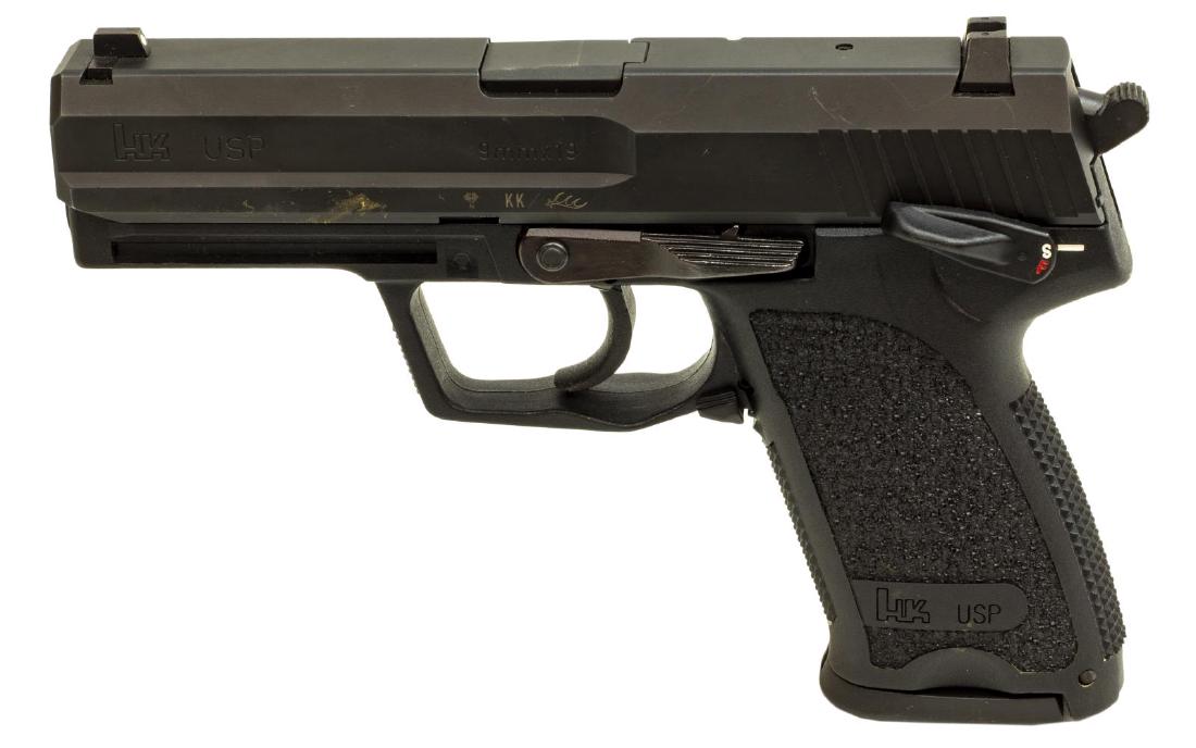 HECKLER & KOCH MODEL USP 9MM PISTOL: Heckler & Koch Model USP pistol, 9mm caliber, 4.25" barrel, 15 round magazine, black steel slide, black polymer grips, SN 24-062XXX *REQUIRES FFL TRANSFER* Start Price: $300.00