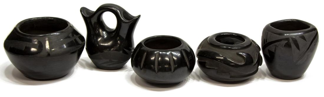(5) NATIVE AMERICAN POTTERY, SANTA CLARA PUEBLO (1 of 3)