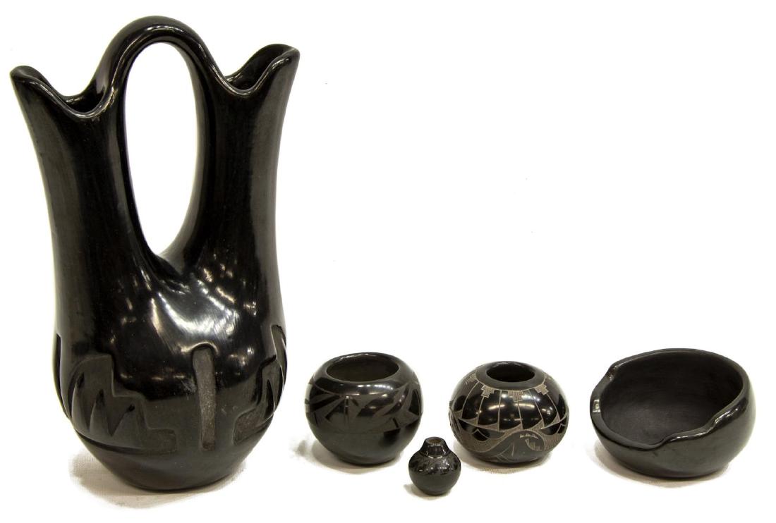 (5) NATIVE AMERICAN POTTERY, SANTA CLARA (1 of 3)