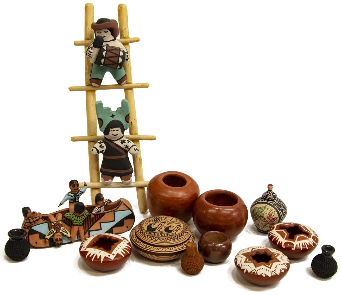 (13) NATIVE AMERICAN PUEBLO & MATA ORTIZ POTTERY (1 of 4)