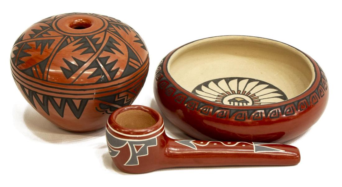 (3) SANTA CLARA PUEBLO RED POTTERY, MINNIE VIGIL (1 of 3)