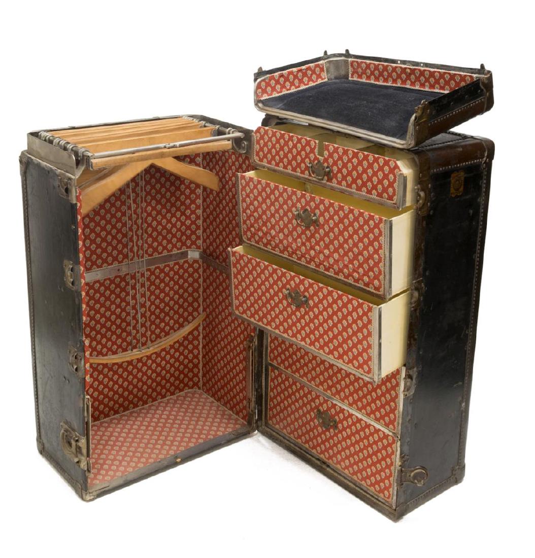 ANTIQUE HARTMANN CUSHION TOP WARDROBE TRUNK (1 of 6)