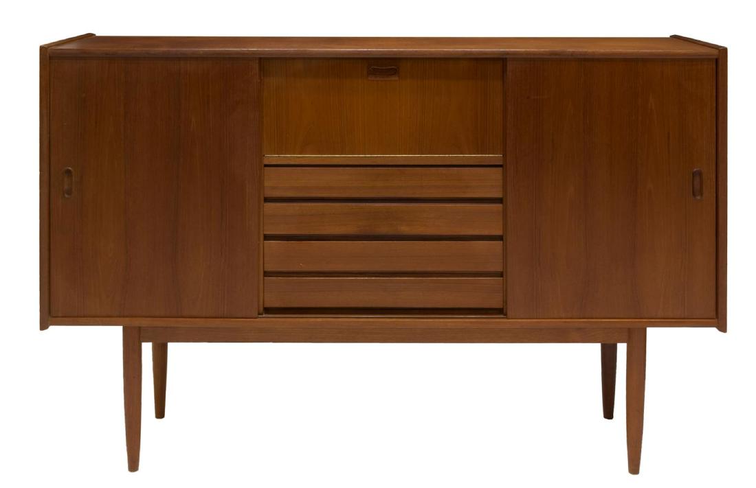 DANISH MID-CENTURY MODERN TEAK SIDEBOARD (1 of 2)