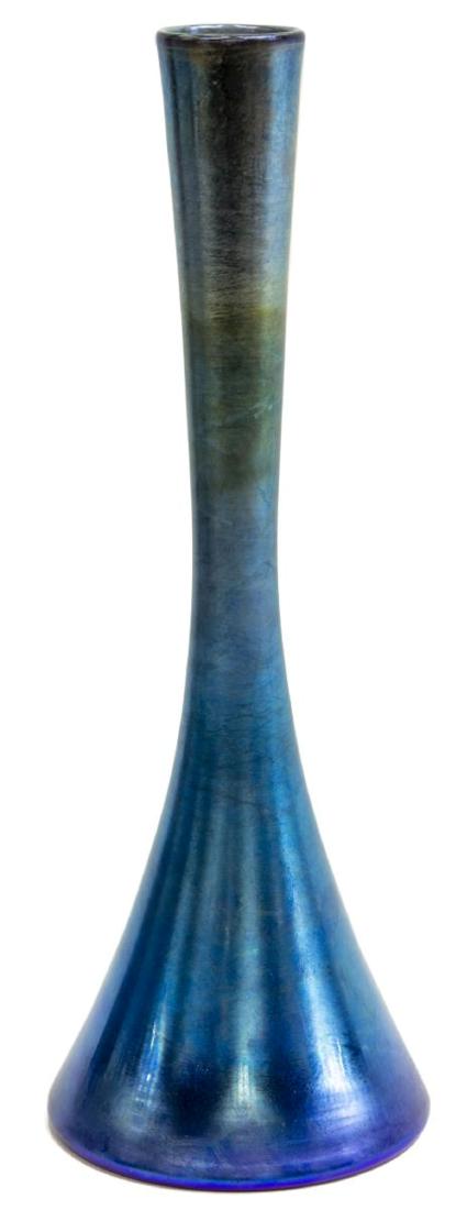 LOUIS COMFORT TIFFANY BLUE FAVRILE ART GLASS VASE (1 of 3)