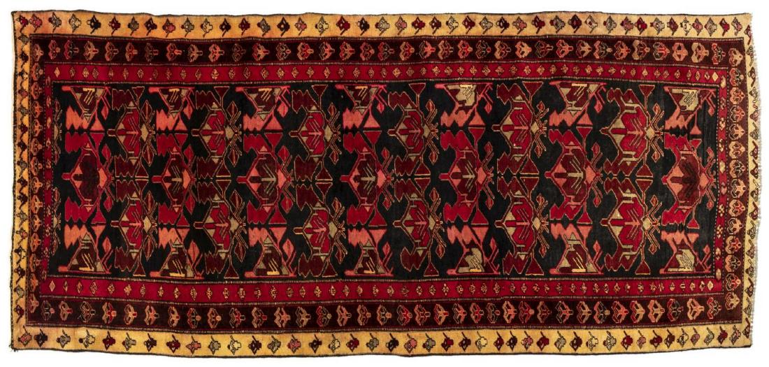 PERSIAN HAND-TIED SERAPI FLOOR RUNNER 10'5" X 4'3" (1 of 3)