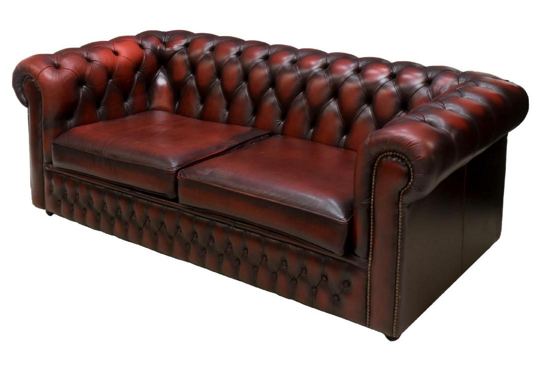 CHESTERFIELD STYLE BUTTONED OX BLOOD SOFA (1 of 2)