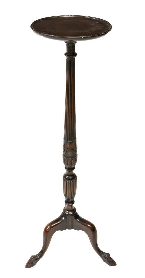 ENGLISH CHIPPENDALE STYLE MAHOGANY PEDESTAL (1 of 2)
