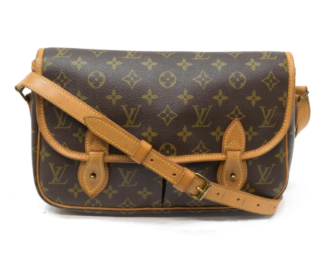 Louis Vuitton Trunk Messenger Bag Monogram Tapestry Canvas 66116461 1 x