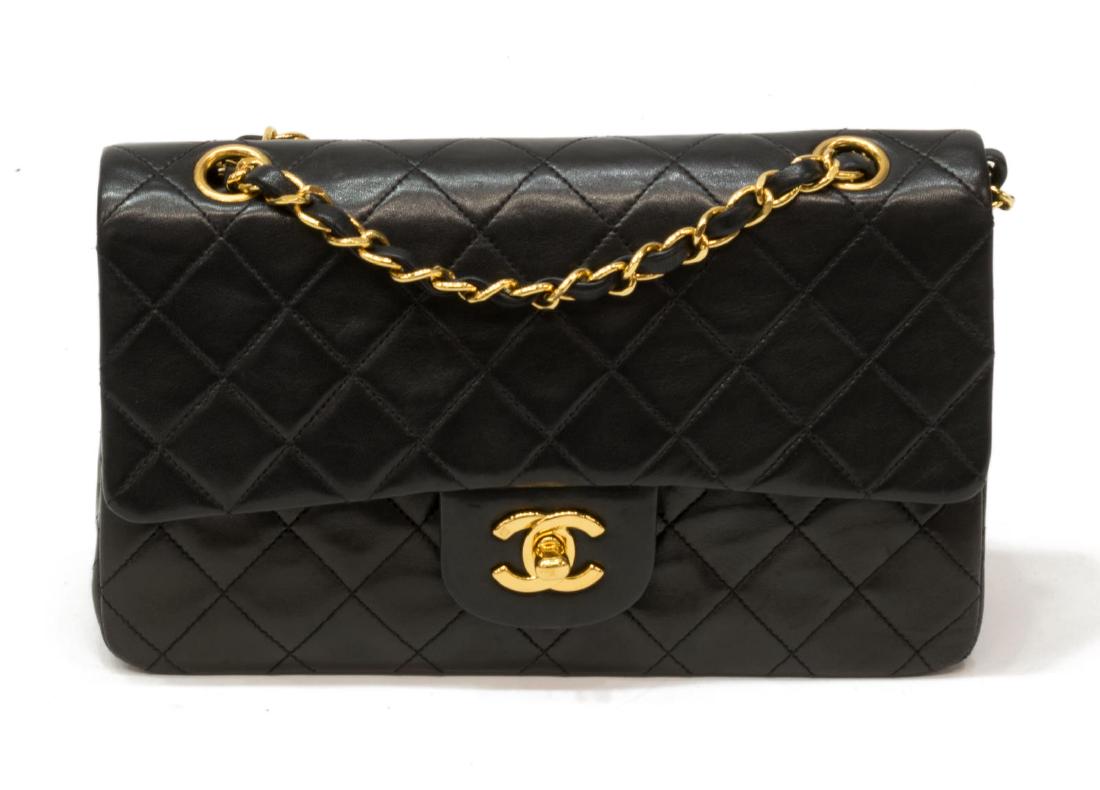 CHANEL SMALL CLASSIC DOUBLE FLAP BAG BLACK LEATHER (1 of 6)