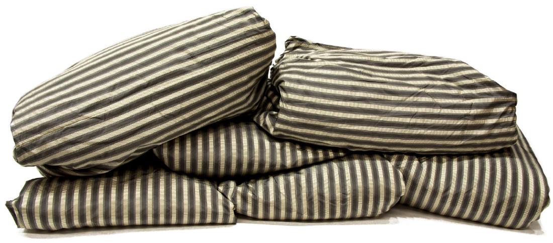 (6) DECORATOR PLEATED SILK LINED DRAPERY PANELS (1 of 4)