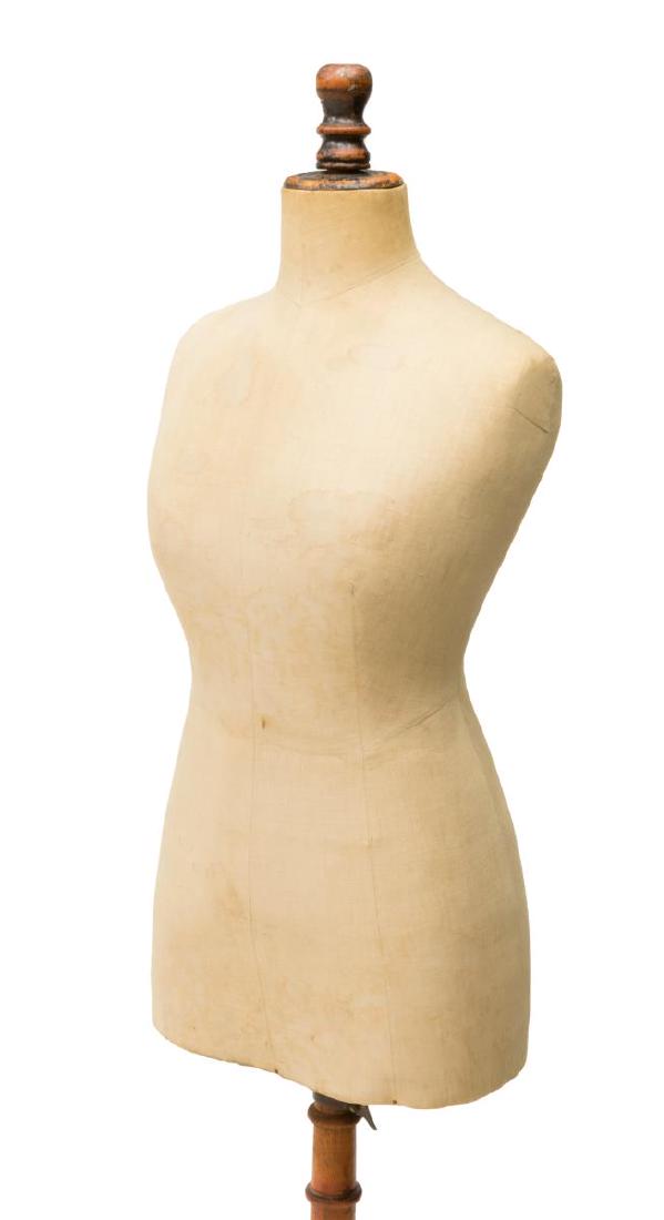 VINTAGE SHOP DISPLAY DRESS FORM TAILOR'S DUMMY (1 of 3)