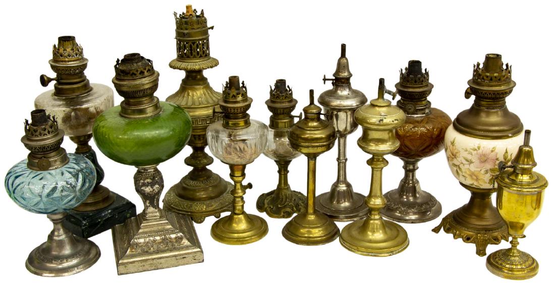 (12) COLLECTION OF ASSORTED ANTIQUE OIL LAMPS (1 of 4)
