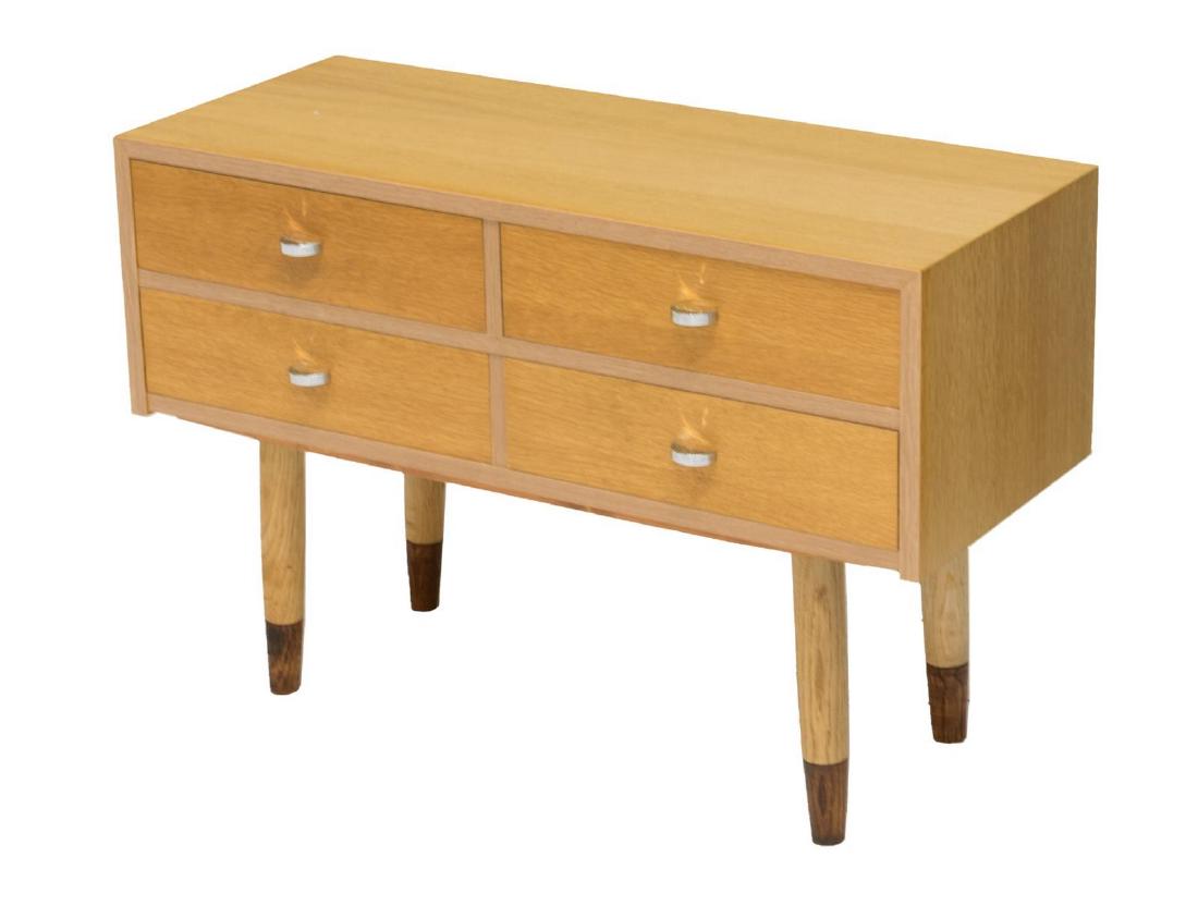 DIMINUTIVE DANISH MID-CENTURY OAK SIDE TABLE (1 of 2)