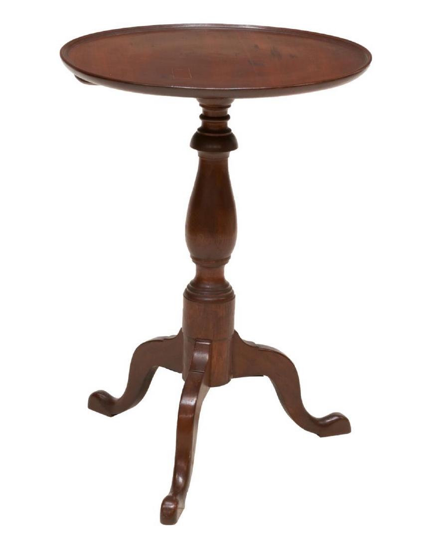 QUEEN ANNE STYLE PEDESTAL TEA TABLE (1 of 3)