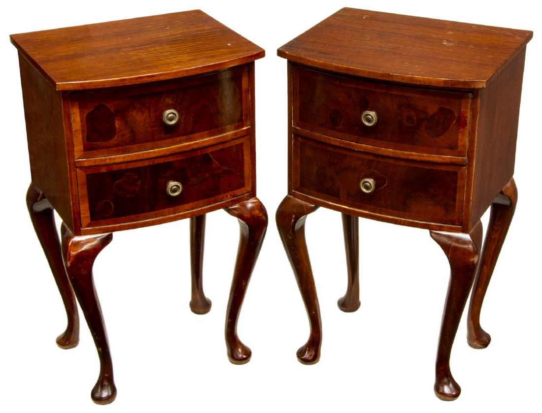 (PAIR) QUEEN ANNE STYLE MAHOGANY NIGHTSTANDS (1 of 2)