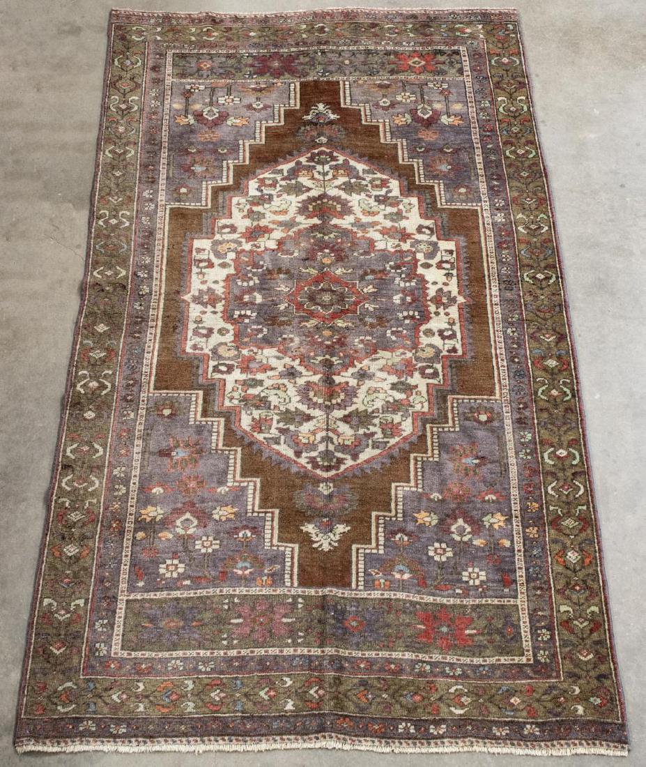 HAND-TIED TURKISH SERAPI RUG, 4'11" X 9'0": Hand-tied Turkish Serapi rug, some thinning to pile with small areas of loss near the center, approx 4'11", 9'0" Start Price: $100.00