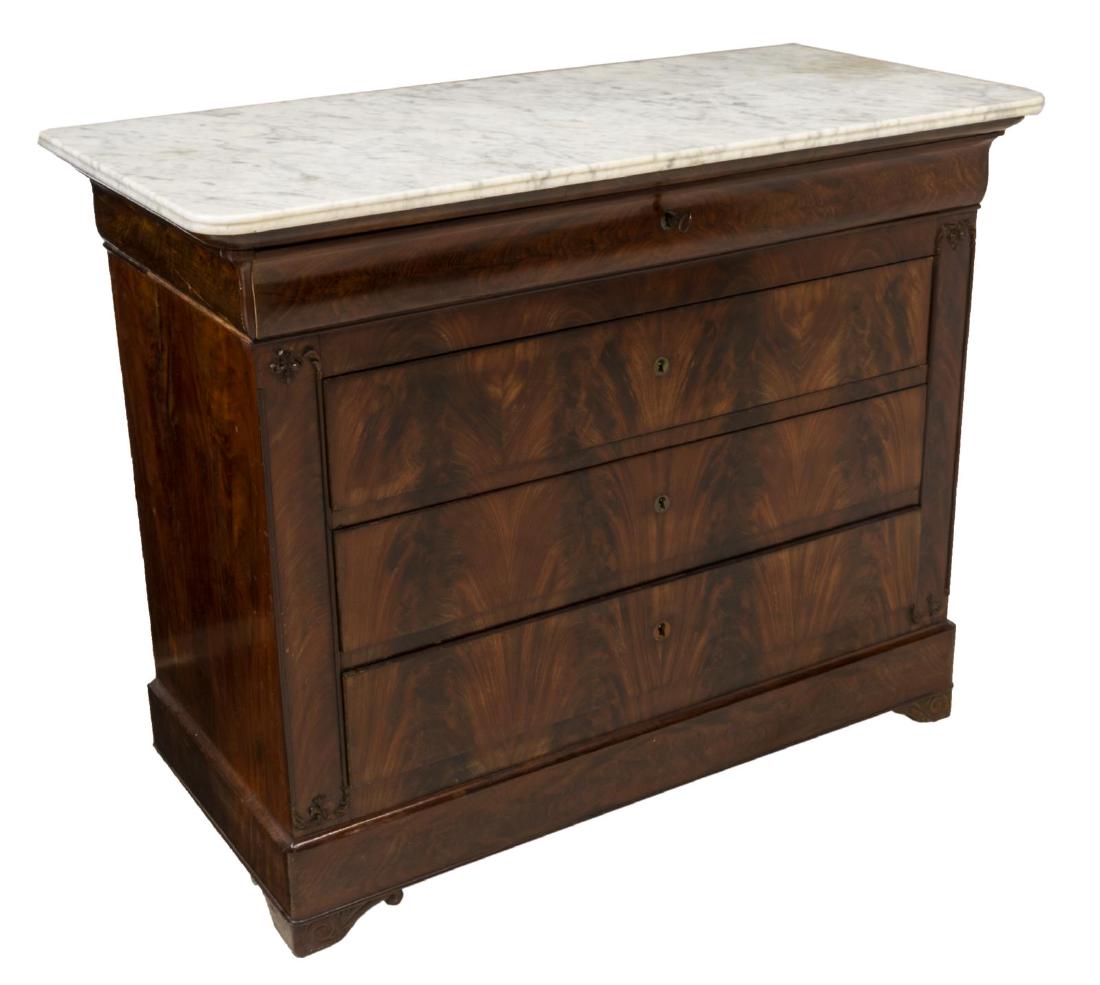 FRENCH LOUIS PHILIPPE PERIOD MAHOGANY COMMODE: French Louis Philippe period flame mahogany commode, mid 19thc., white marble top with rounded edges, case fitted with four drawers, top drawer concealed in upper molding, over plinth base rising on c