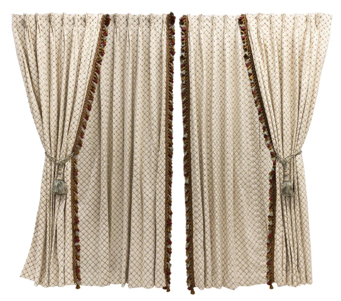 (LOT) IVORY-TONE DRAPERIES WITH DIAMOND OVERLAY (1 of 5)