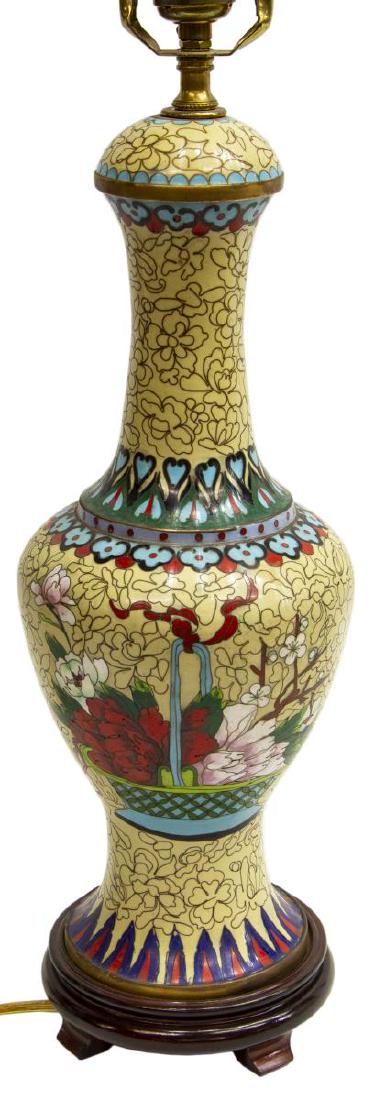 CHINESE CLOISONNE ENAMEL VASIFORM TABLE LAMP (1 of 3)