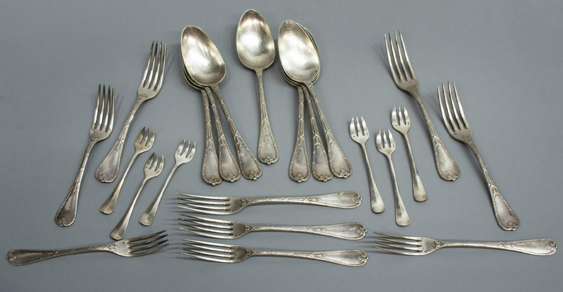 (22) CHRISTOFLE SILVERPLATE ASSEMBLED FLATWARE (1 of 4)