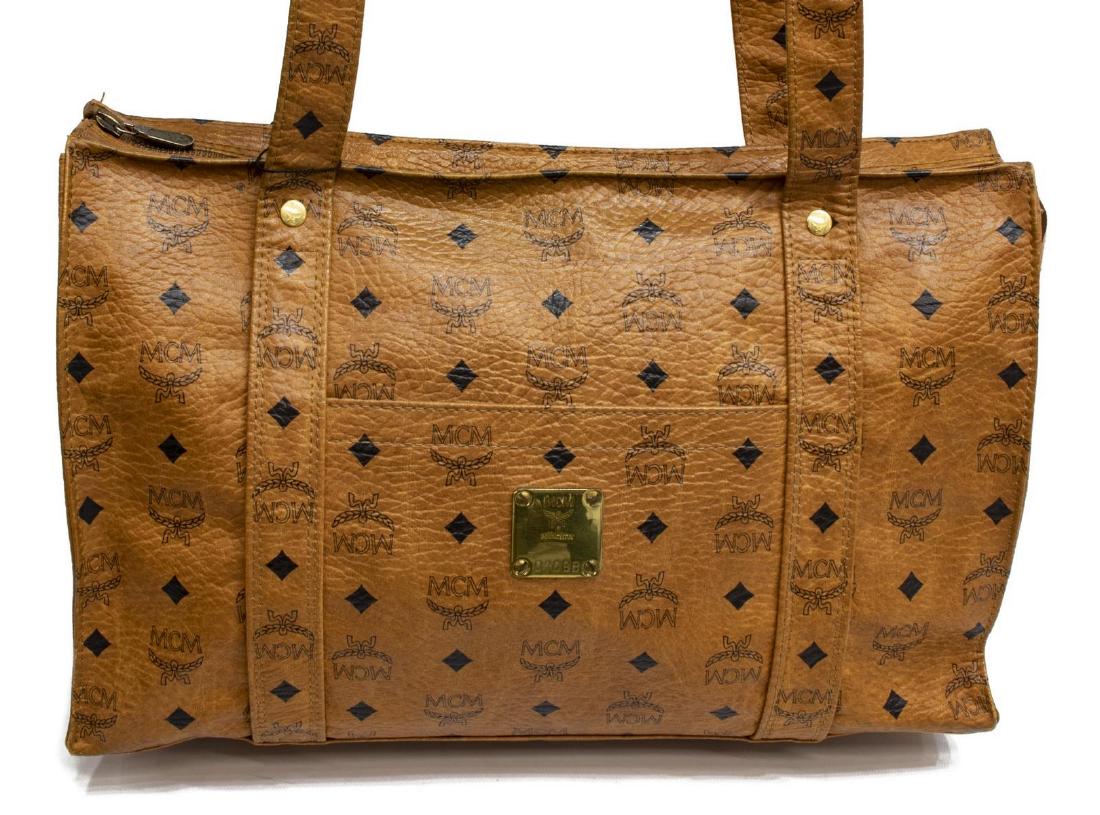 MCM VISETOS COATED SHOPPING SHOULDER BAG (1 of 5)