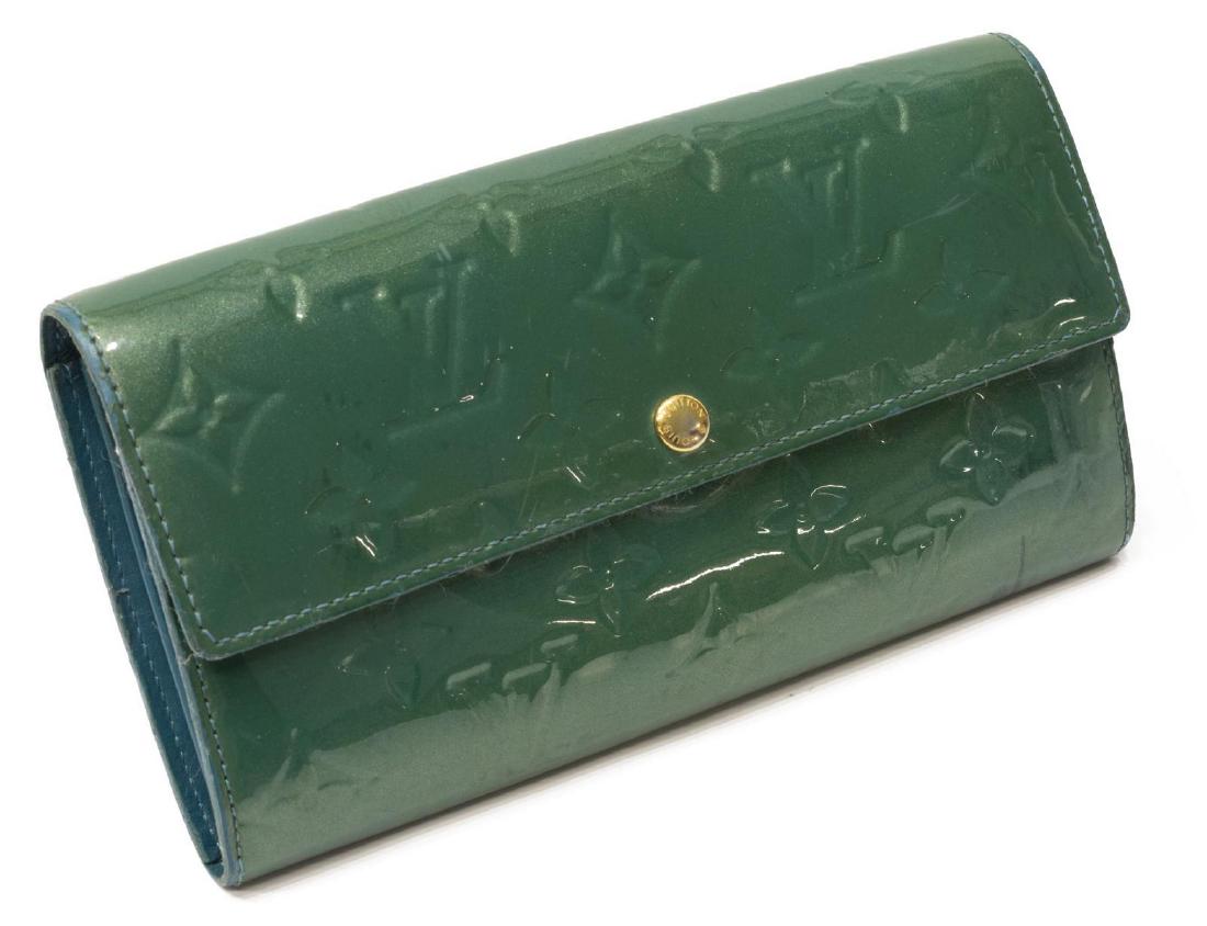 LOUIS VUITTON 'SARAH' GREEN VERNIS LEATHER WALLET (1 of 3)