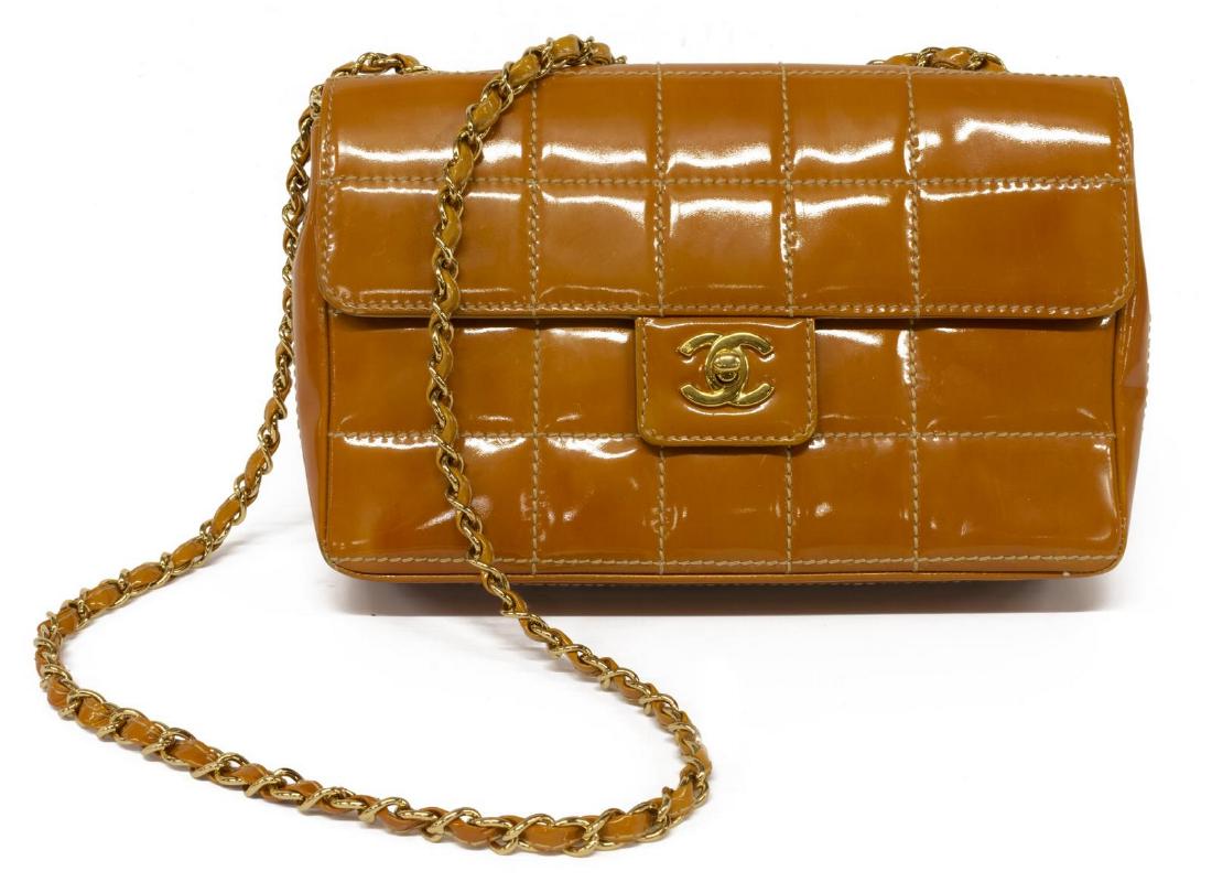CHANEL PATENT 'CHOCOLATE BAR EAST-WEST FLAP BAG' (1 of 4)