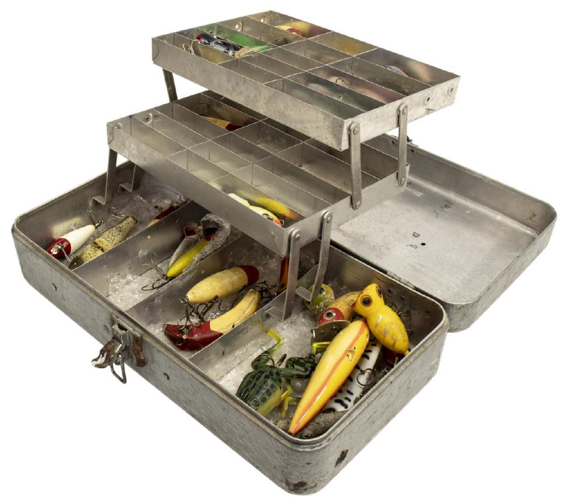 VINTAGE FISHING TACKLE BOX & LURES: Vintage fishing tackle box, 30 old fishing lures including top water, diving, glass eyes, box: 4.75"h, 14"w, 7"d, 3lbs Start Price: $80.00