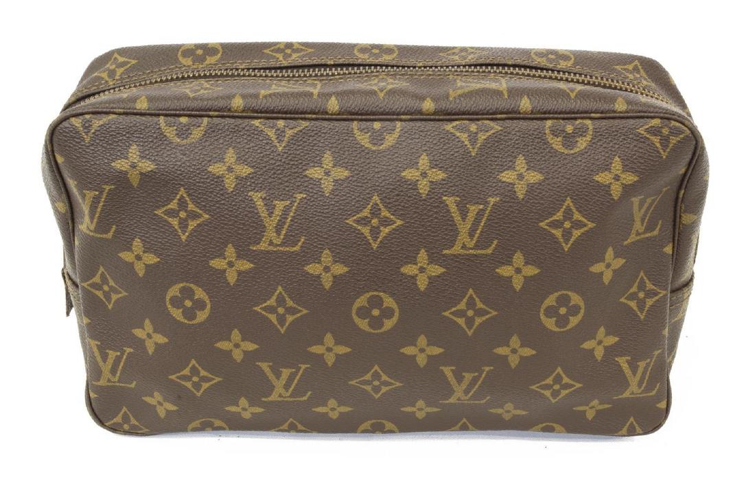 LOUIS VUITTON MONOGRAM CANVAS TOILETRY POUCH GM (1 of 4)