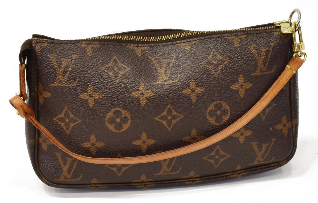 LOUIS VUITTON MONOGRAM CANVAS ACCESSORY POUCH (1 of 4)