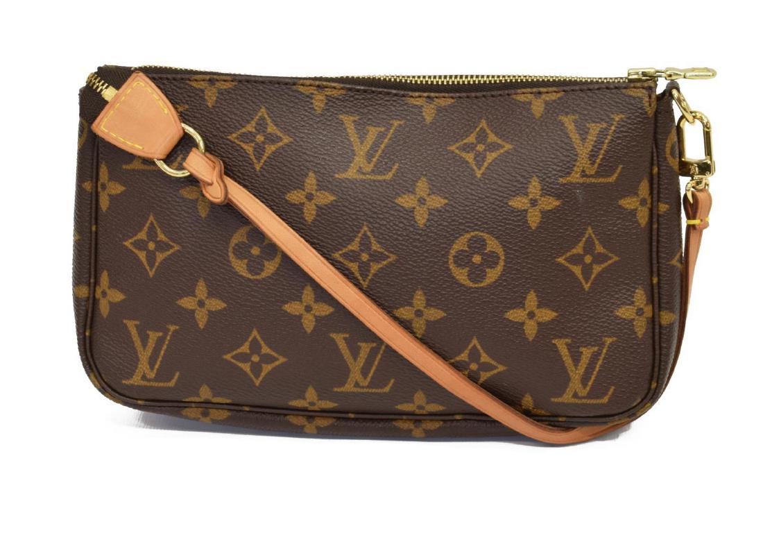 LOUIS VUITTON MONOGRAM CANVAS ACCESSORY POUCH (1 of 5)