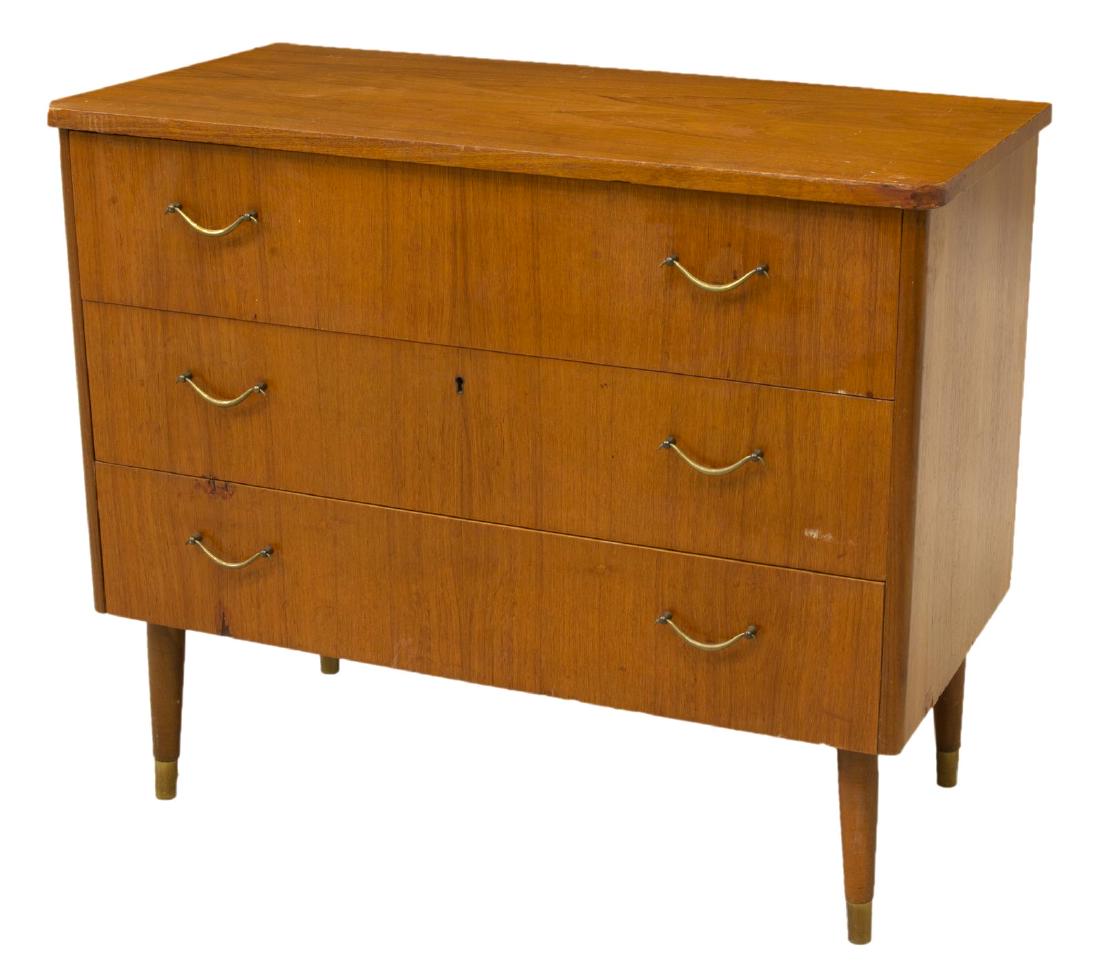 DANISH MID-CENTURY MODERN TEAK CHEST OF DRAWERS (1 of 3)